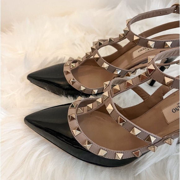 Authentic Valentino Garavani 100mm Black Patent Leather Caged Slingback Heels - Picture 3 of 13